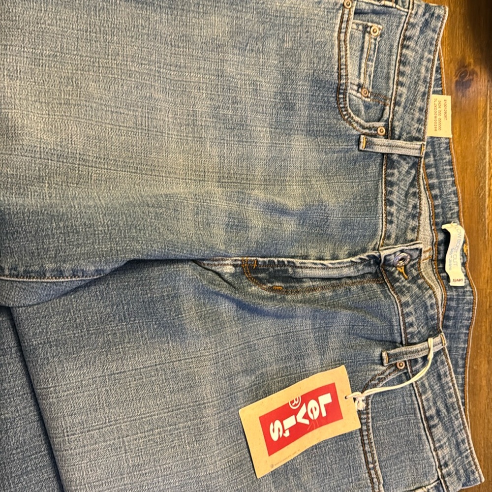 Levi’s 545 low boot cut 16 medium